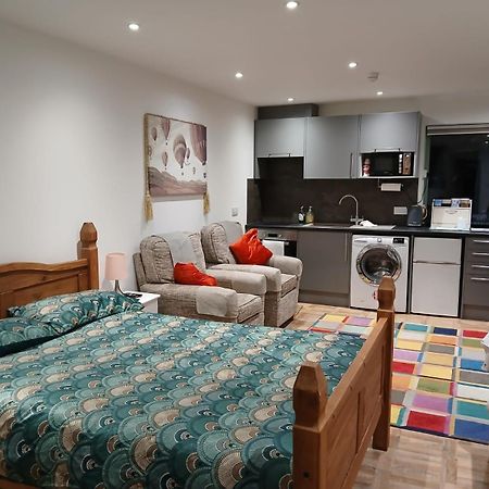 شقة Railway Retreat No4 Comberton Terrace كيدرمينستر المظهر الخارجي الصورة