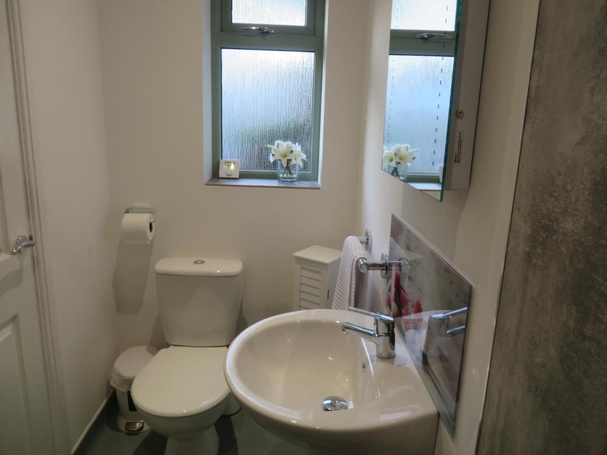شقة Railway Retreat No4 Comberton Terrace كيدرمينستر المظهر الخارجي الصورة